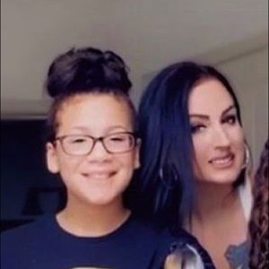 Meet your Posher, Gia